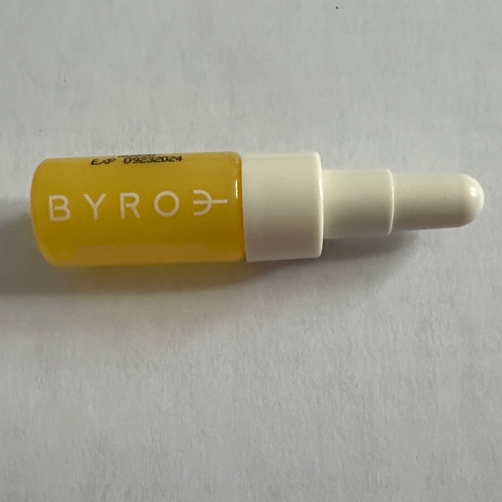 BYROE Yellow Face Serum
